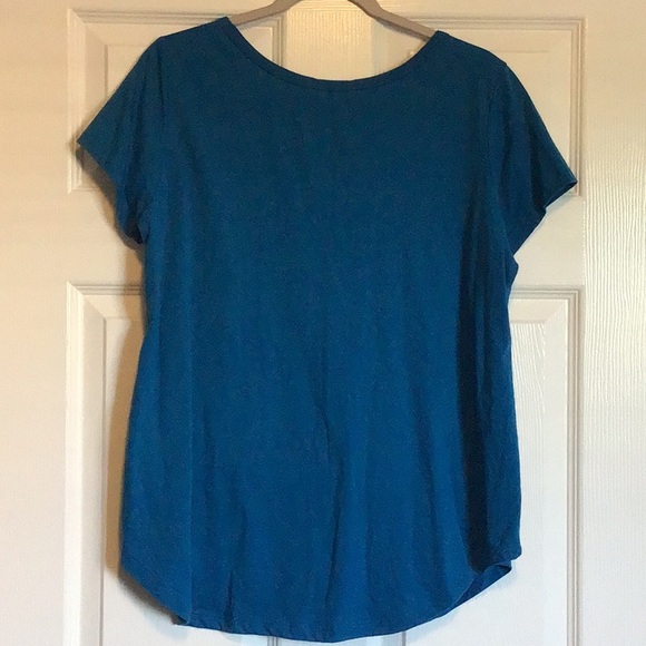 Set of 4 Short Sleeve Shirts - Picture 9 of 13